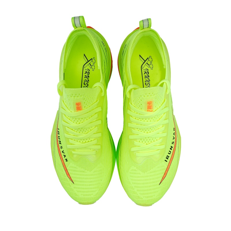 IRUNSVAN カーボンプレート搭載 レーシングシューズ  - Carbon Plate Marathon Racing Shoes のレビューと価格