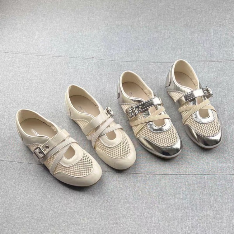 新しいスプライシング織り込み中空スニーカー 2026年春夏  - Women'S Shoes のレビューと価格