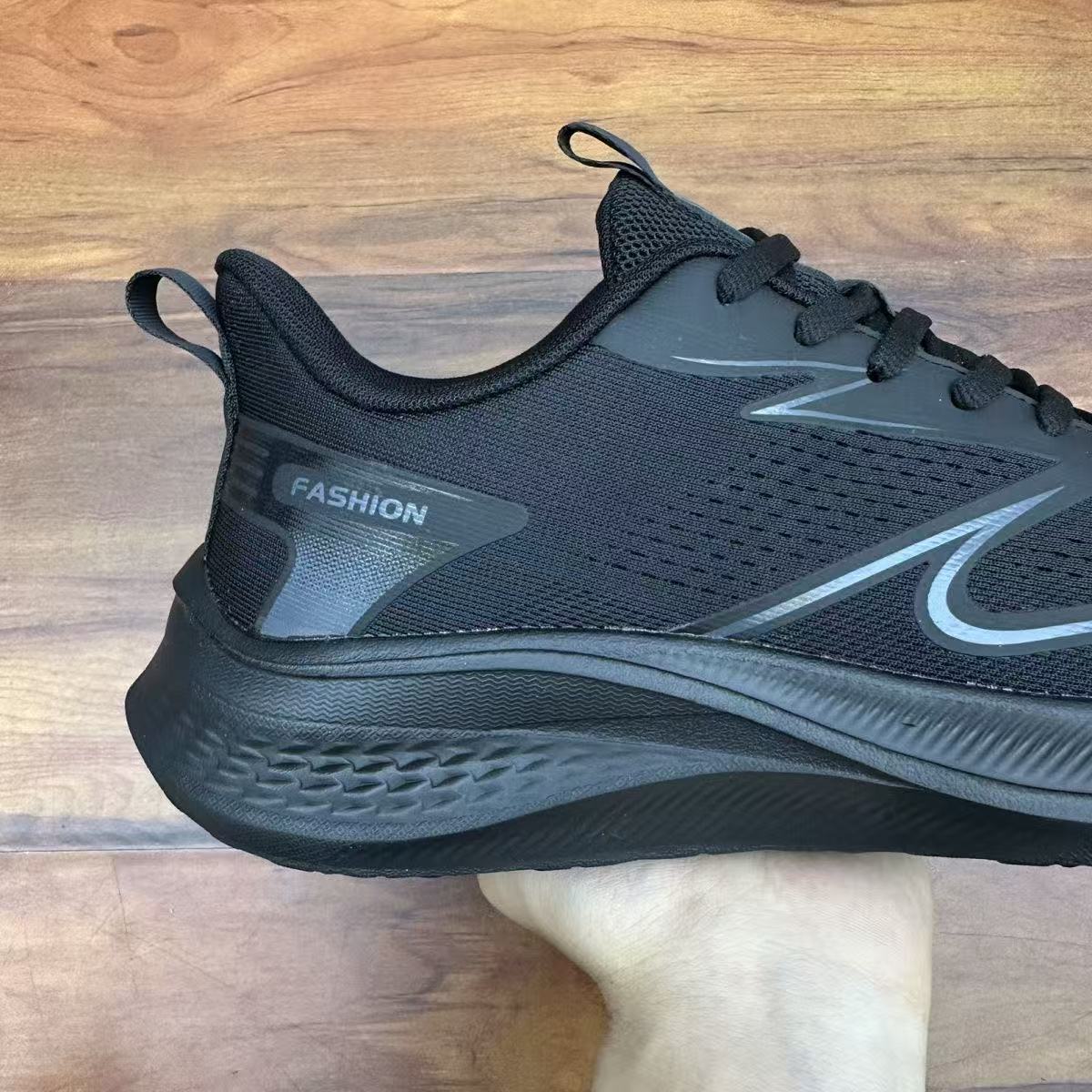 2026年夏 メンズ通気性メッシュスニーカー 大きいサイズ  - Waterproof Goretex Running Shoes のレビューと価格