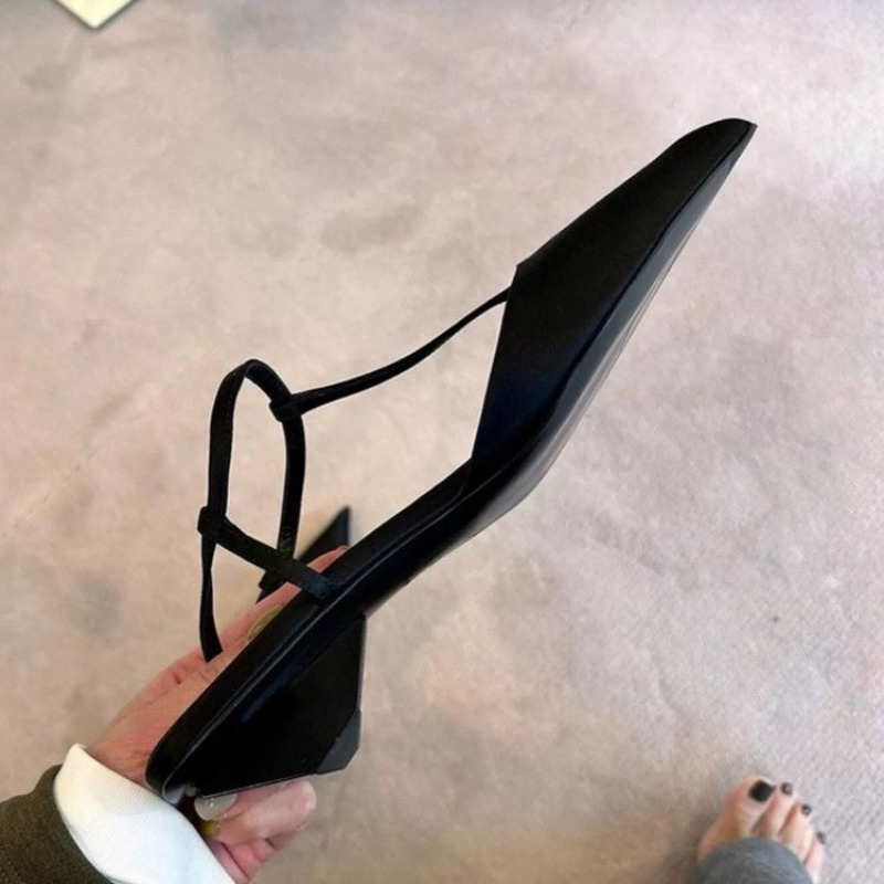 レディースブランドシューズ、セクシーなポインテッドトゥ、快適 - Sandals のレビューと価格