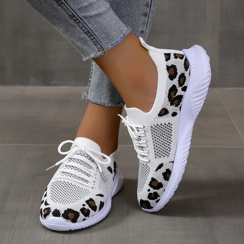 新作サマーレディースニットメッシュ通気性レースアップミックス - Knit Fabric Lace Up Sneakers のレビューと価格